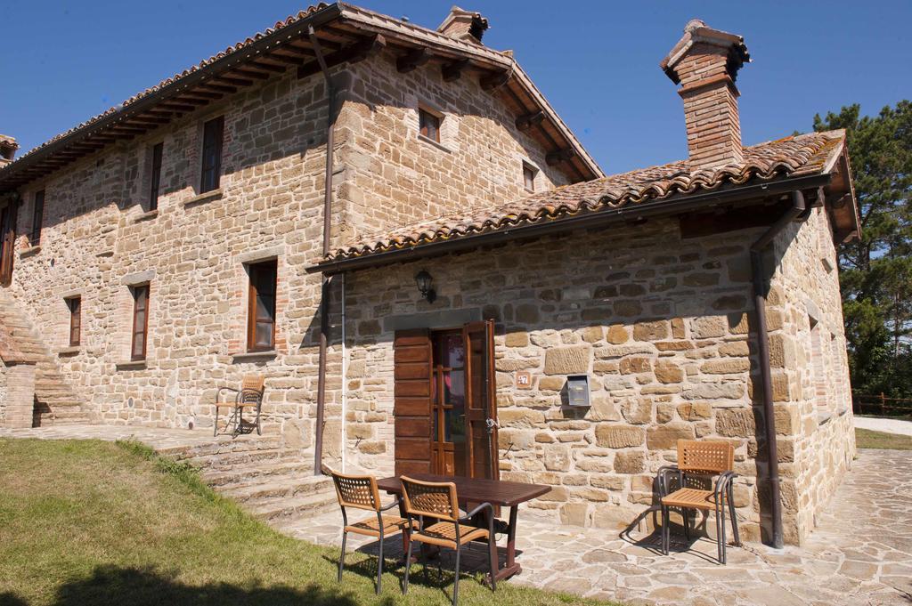 Agriturismo Tenuta Di Biscina Экстерьер фото