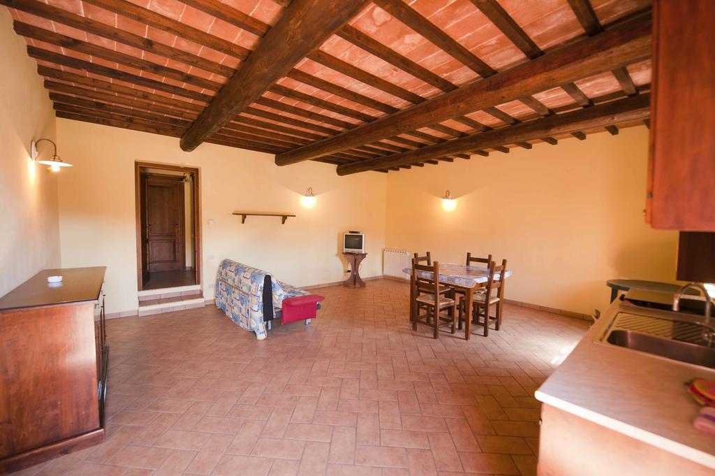 Agriturismo Tenuta Di Biscina Экстерьер фото