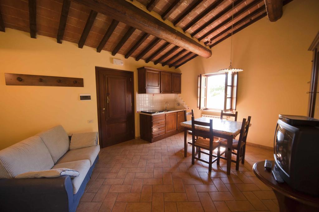 Agriturismo Tenuta Di Biscina Экстерьер фото