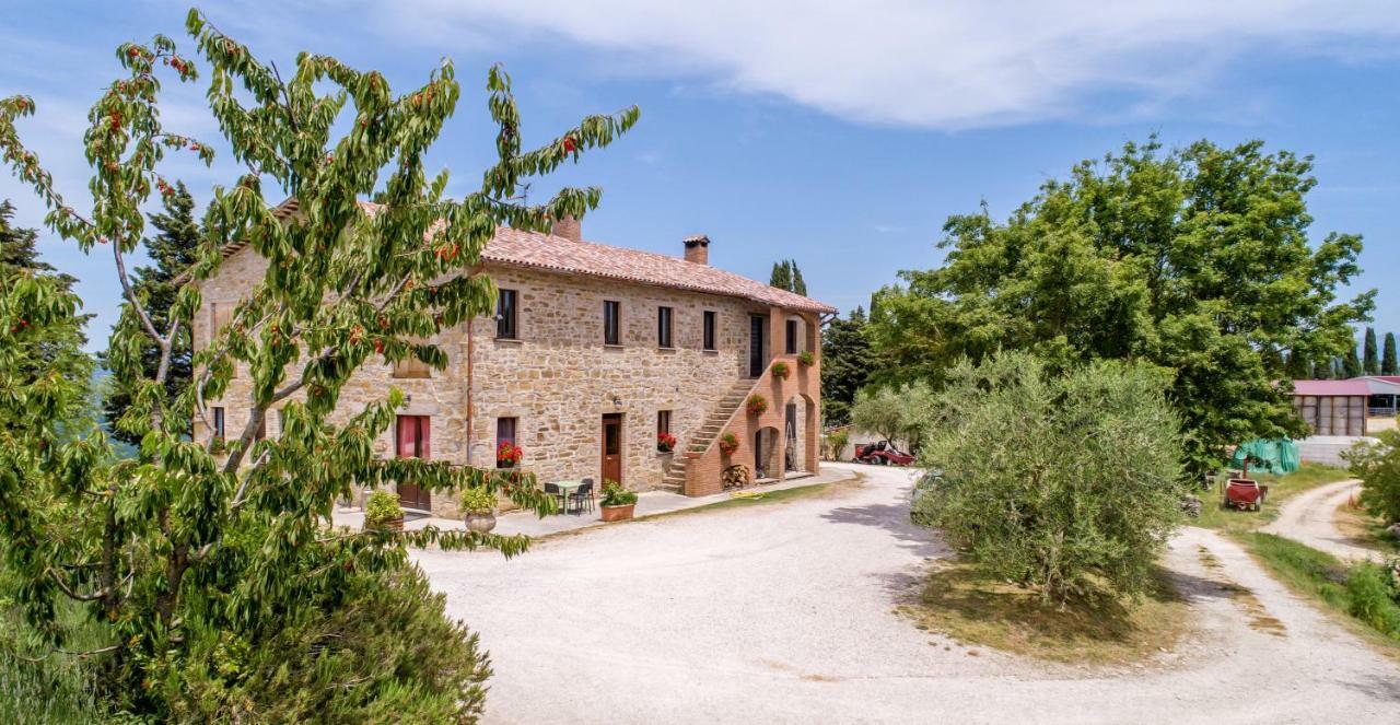 Agriturismo Tenuta Di Biscina Экстерьер фото