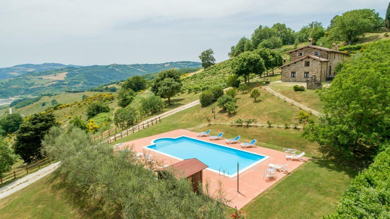 Agriturismo Tenuta Di Biscina Экстерьер фото